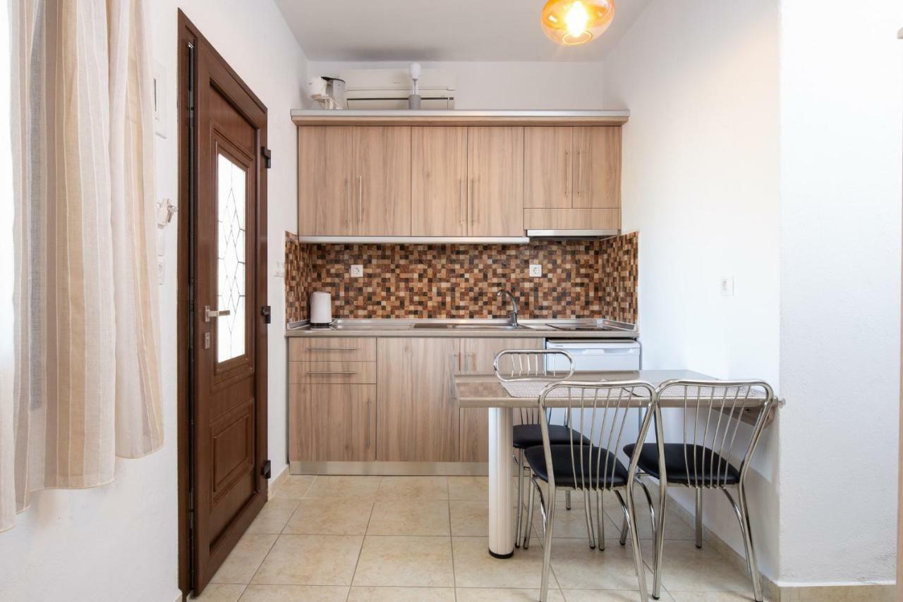 Nikola'S Apartments Torone Zewnętrze zdjęcie
