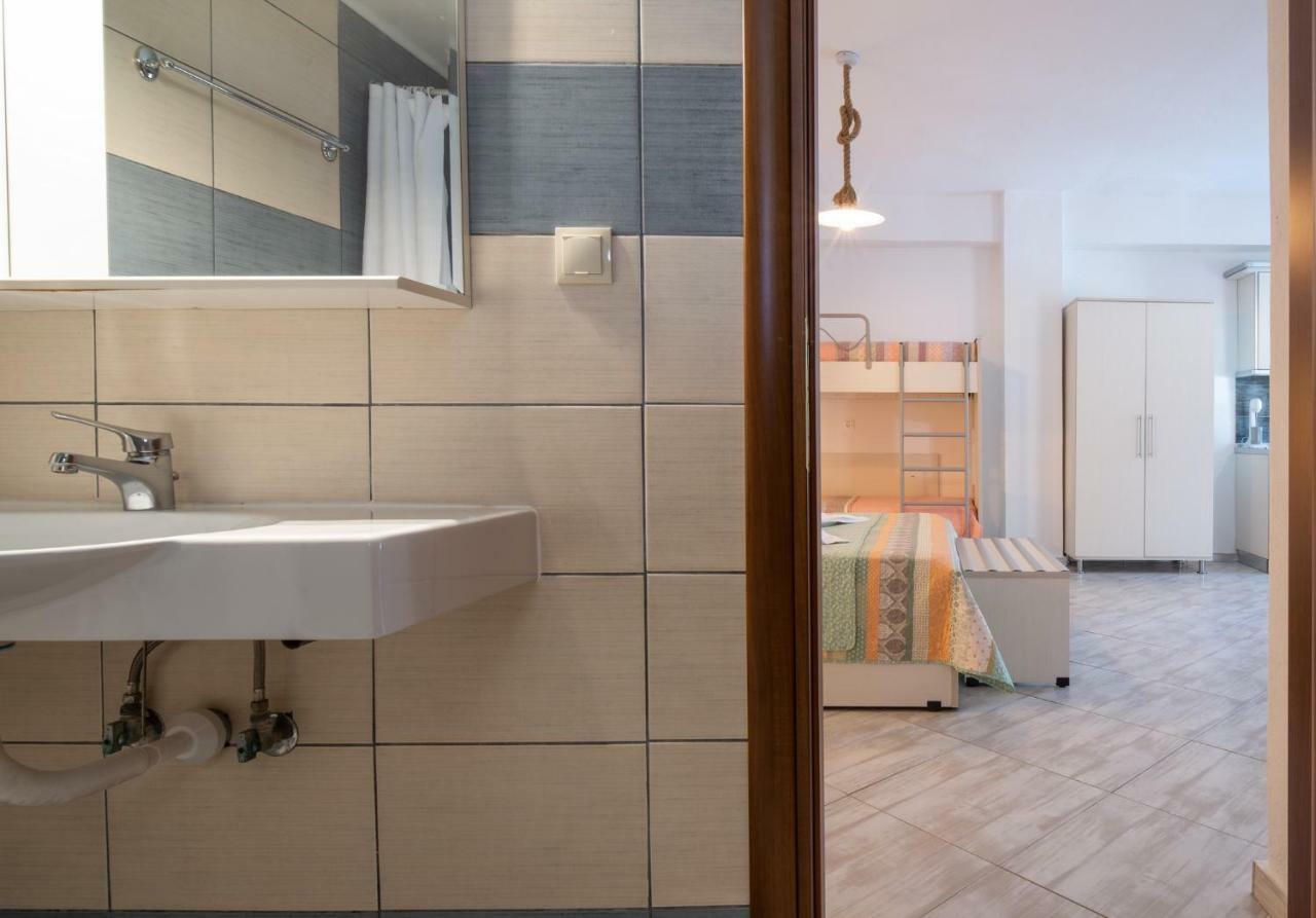 Nikola'S Apartments Torone Zewnętrze zdjęcie