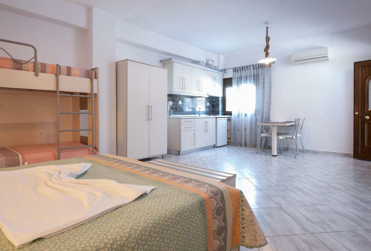 Nikola'S Apartments Torone Zewnętrze zdjęcie