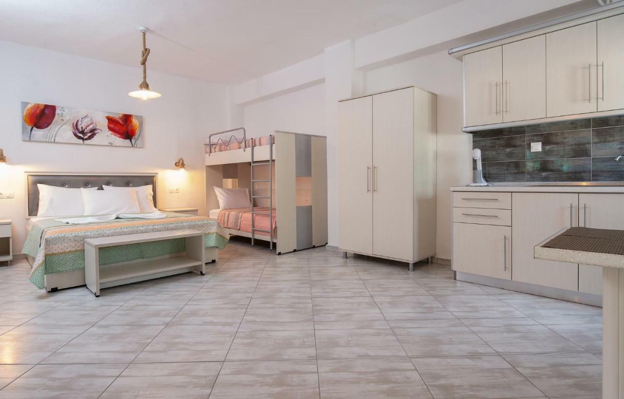 Nikola'S Apartments Torone Zewnętrze zdjęcie